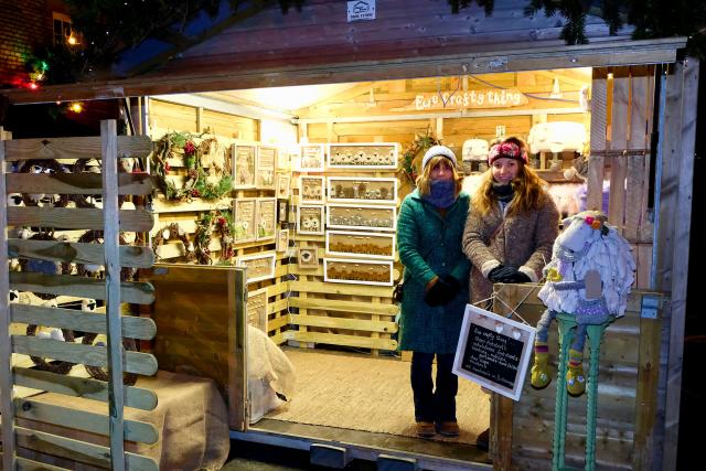 Christmas Fair 2017, Ewe Frosty Thing stall, Friday night