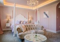 Absoluxe Suites - The Parisian bedroom